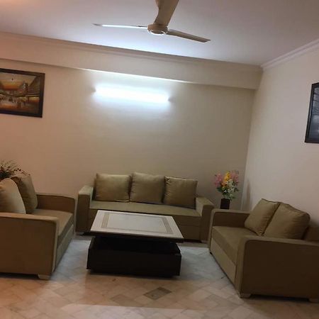 Namaste Apartments New Delhi Ngoại thất bức ảnh
