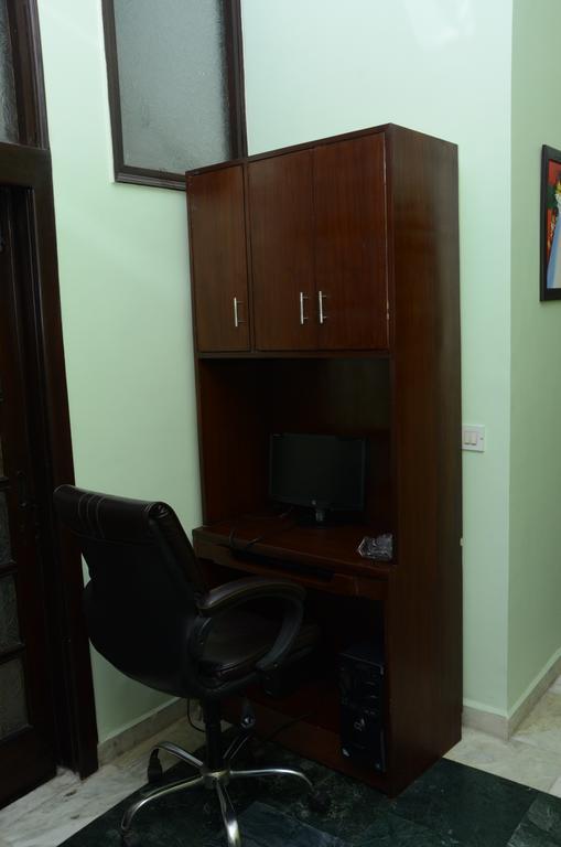 Namaste Apartments New Delhi Ngoại thất bức ảnh