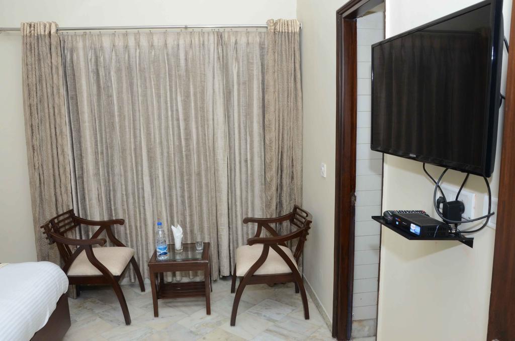 Namaste Apartments New Delhi Ngoại thất bức ảnh