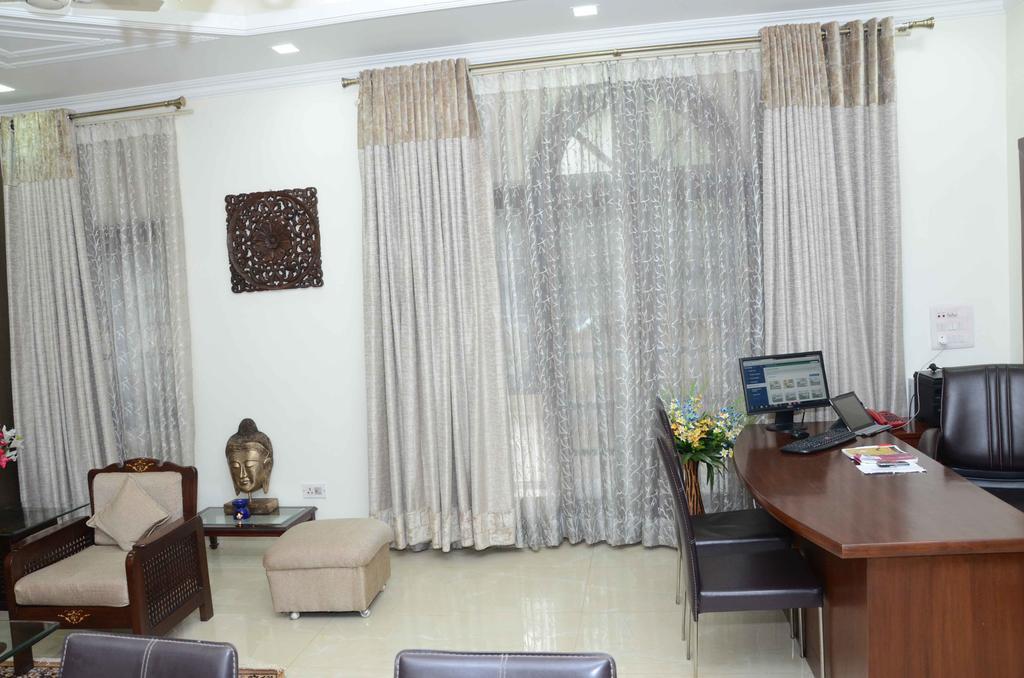 Namaste Apartments New Delhi Ngoại thất bức ảnh