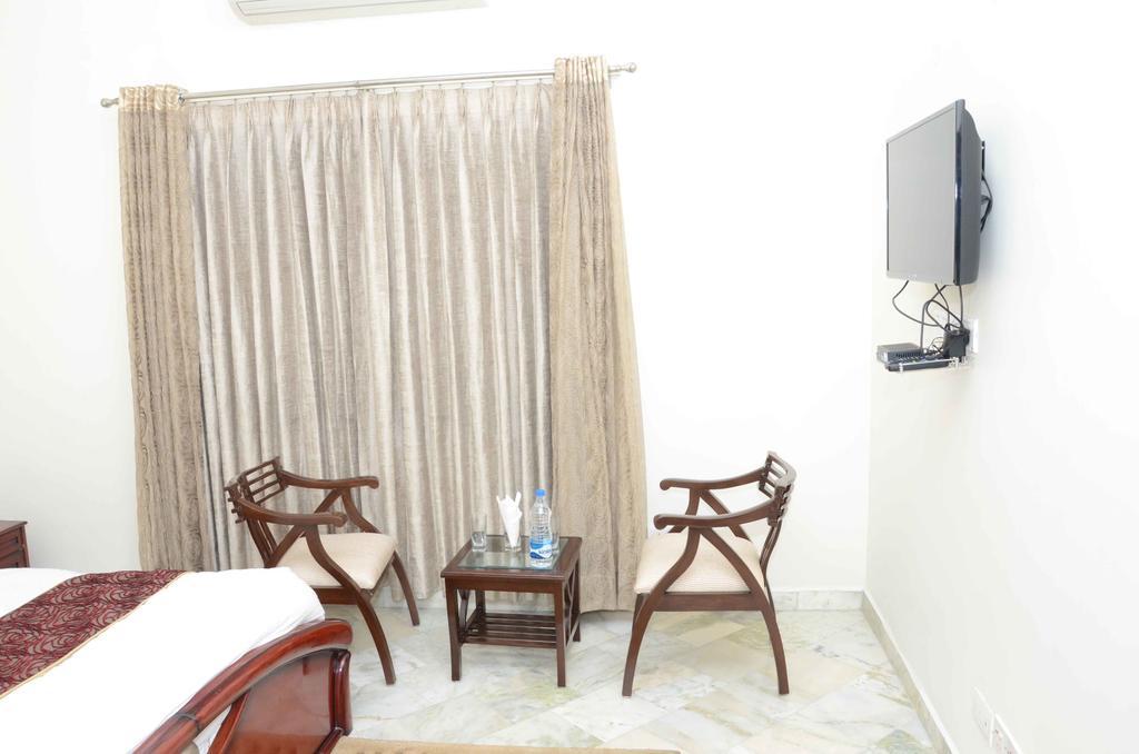 Namaste Apartments New Delhi Ngoại thất bức ảnh