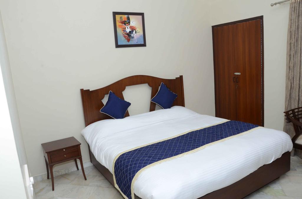 Namaste Apartments New Delhi Ngoại thất bức ảnh