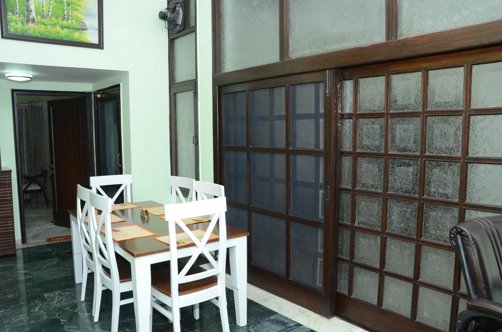 Namaste Apartments New Delhi Ngoại thất bức ảnh